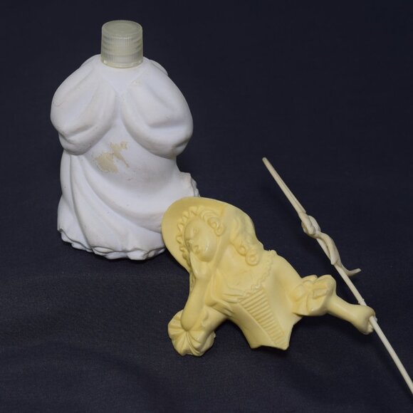 Vintage Avon Little Bo Peep Unforgettable Cologne Bottle Collectable Perfume - Picture 8 of 9